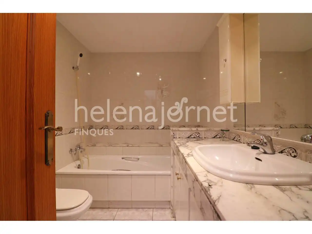Baño de Casa o chalet en venta en Sant Feliu de Guíxols con Calefacción, Terraza y Alarma