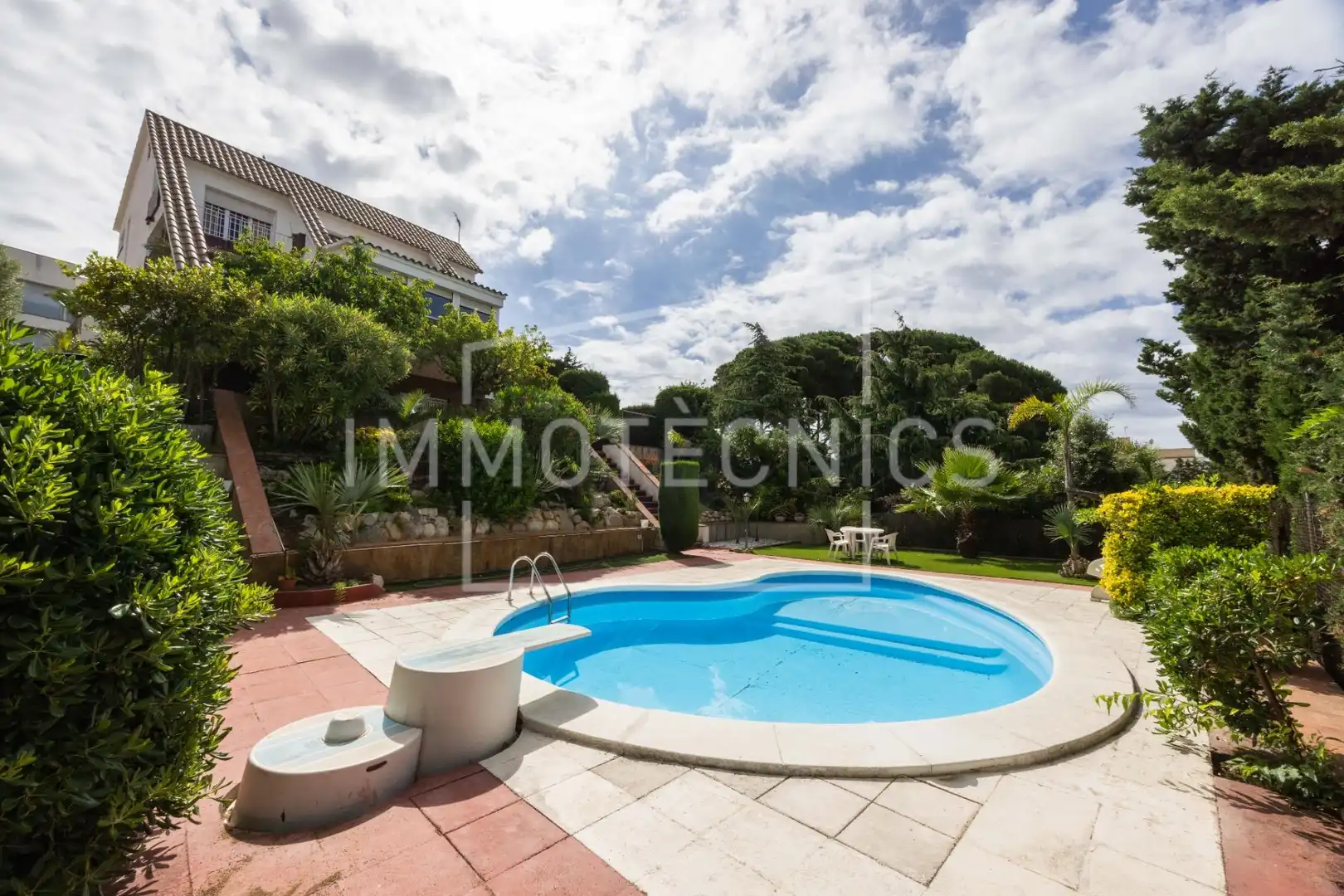 Piscina de Casa o xalet en venda en Canet de Mar amb Calefacció, Jardí privat i Terrassa