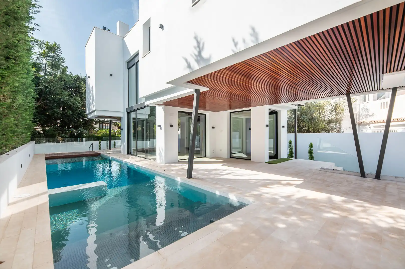 Villa con terrazza in vendita a Milla de Oro, imagen 2