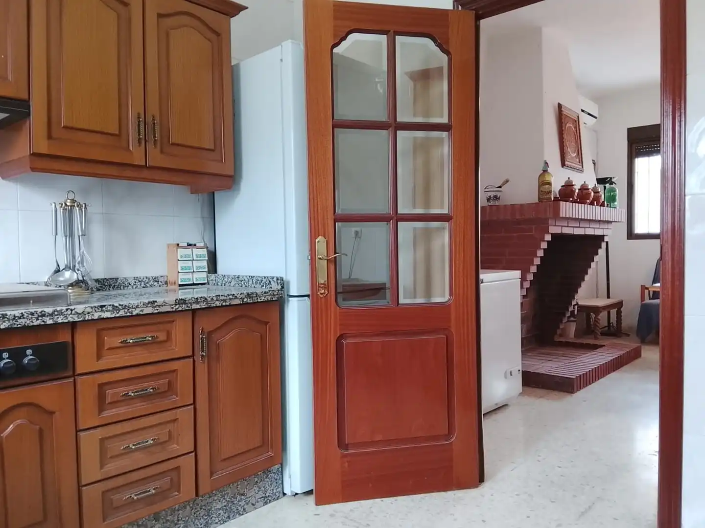 Cuina de Finca rústica en venda en Córdoba amb Aire condicionat, Calefacció i Jardí privat