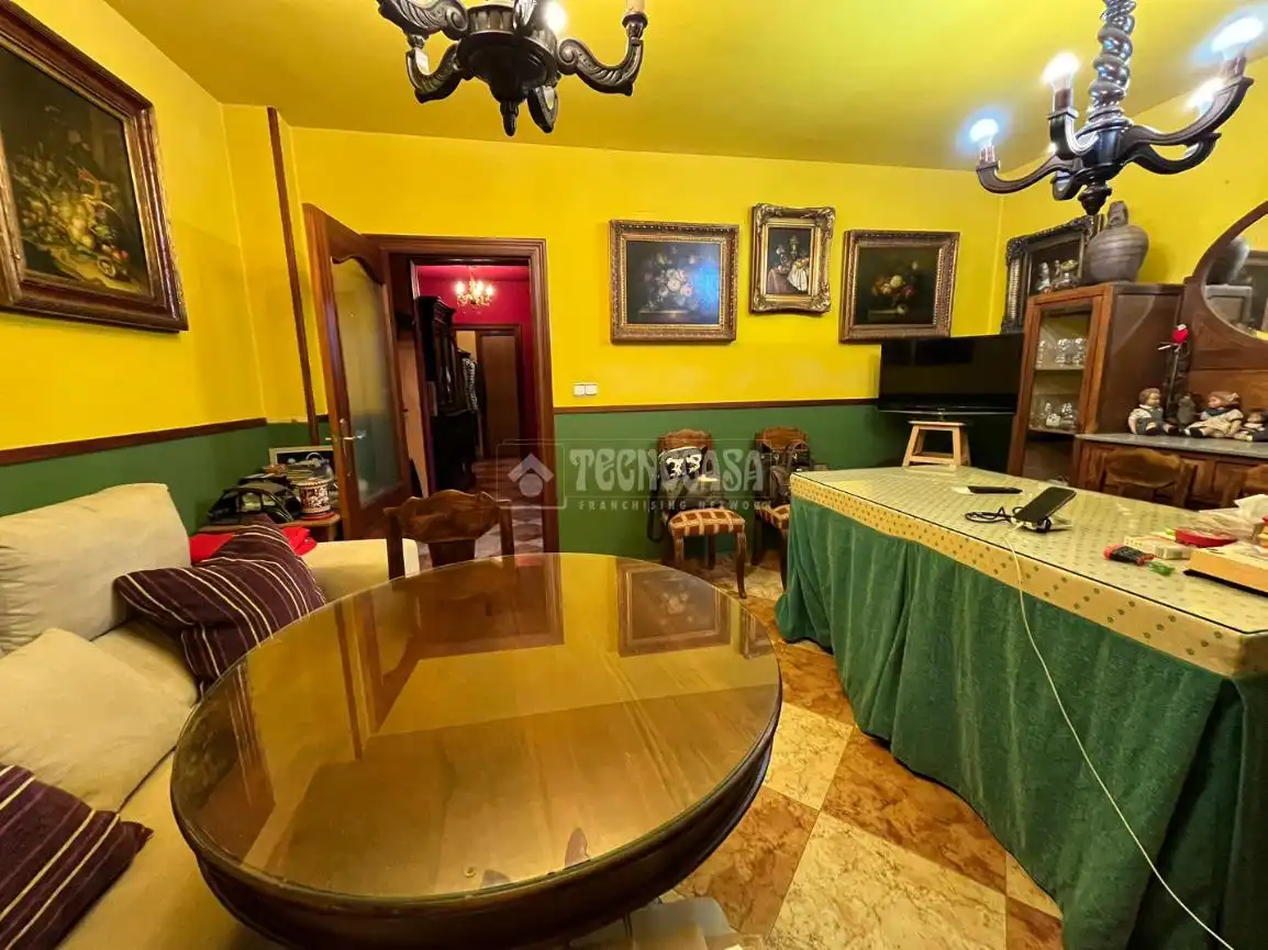 Casa adosada en venta en Linares con Aire acondicionado y Calefacción