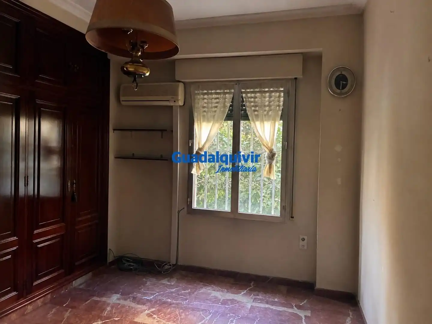 Habitación de Piso en venta en Sevilla con Terraza y Balcón
