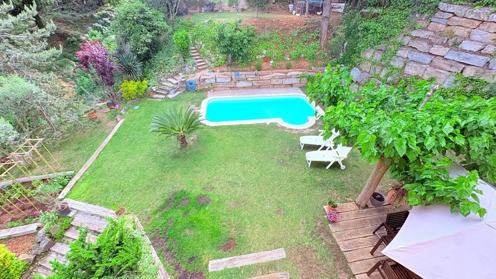 Piscina de Casa o xalet en venda en Castellar del Vallès amb Calefacció, Jardí privat i Terrassa