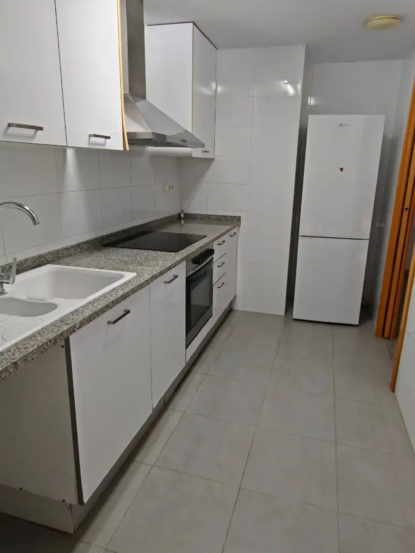 Flat with terrace to rent in Alfafar, imagen 3