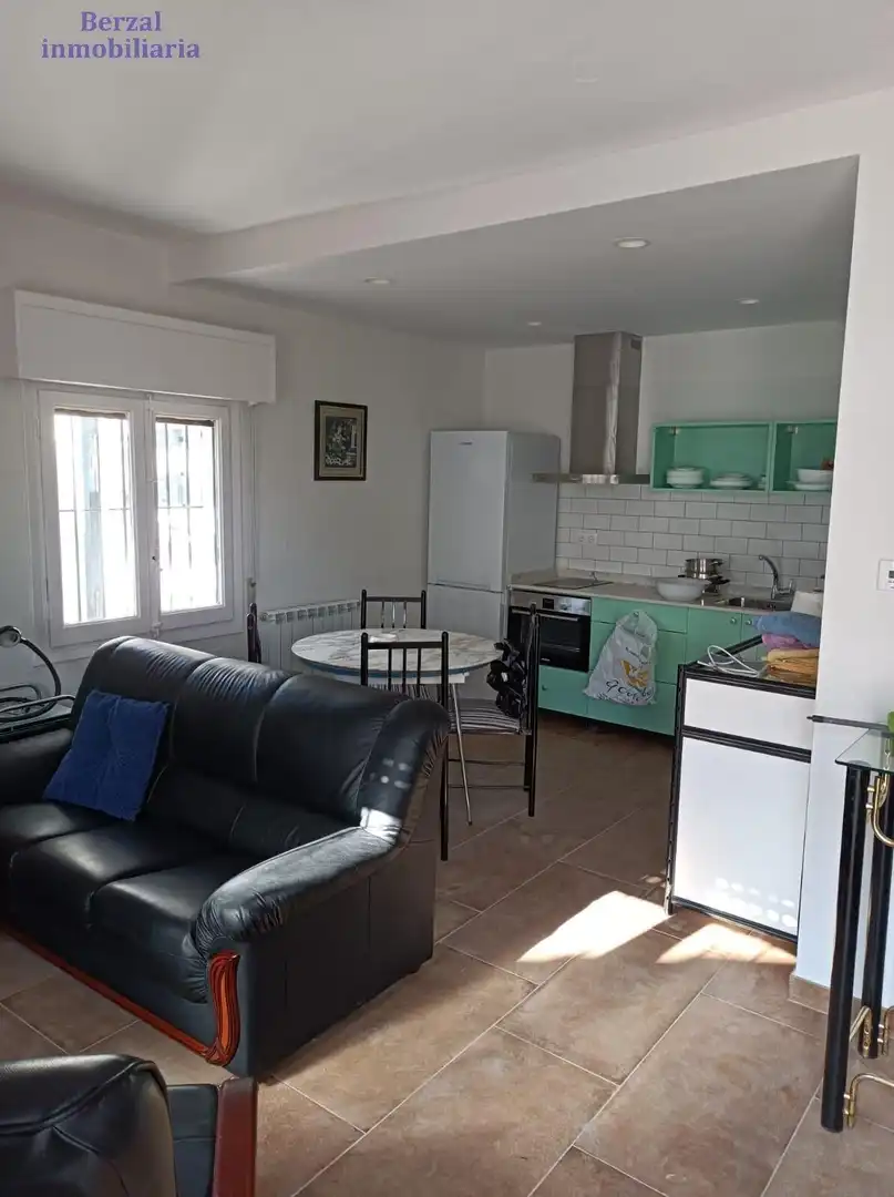Cuina de Casa o xalet en venda en Matute amb Terrassa, Moblat i Balcó