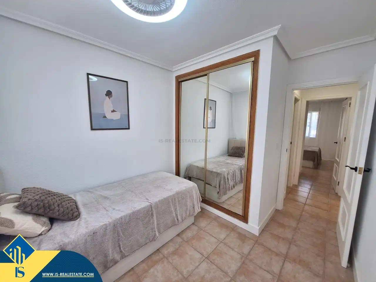 Dormitori de Casa o xalet en venda en Torrevieja amb Aire condicionat, Jardí privat i Terrassa