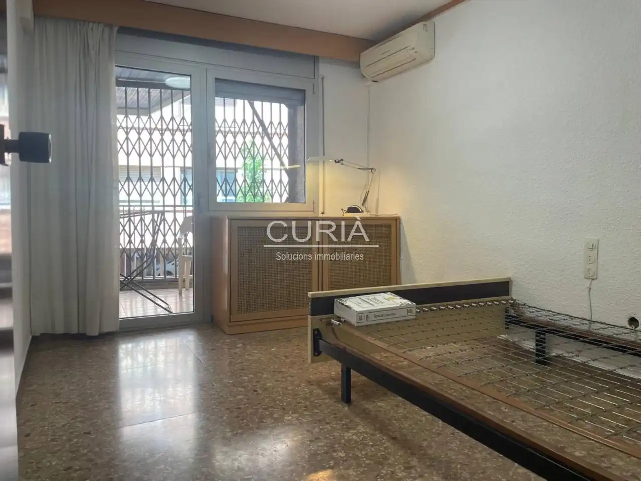 Flat for rent in Instituts - Universitat