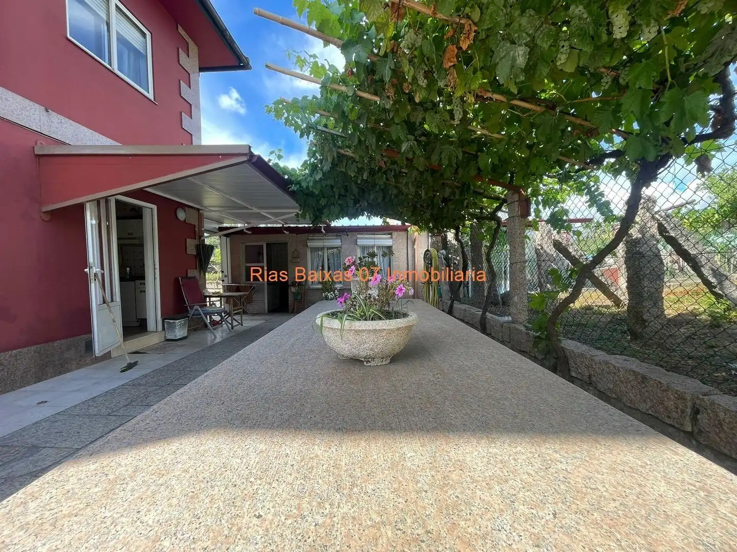 Houses for sale in Mos