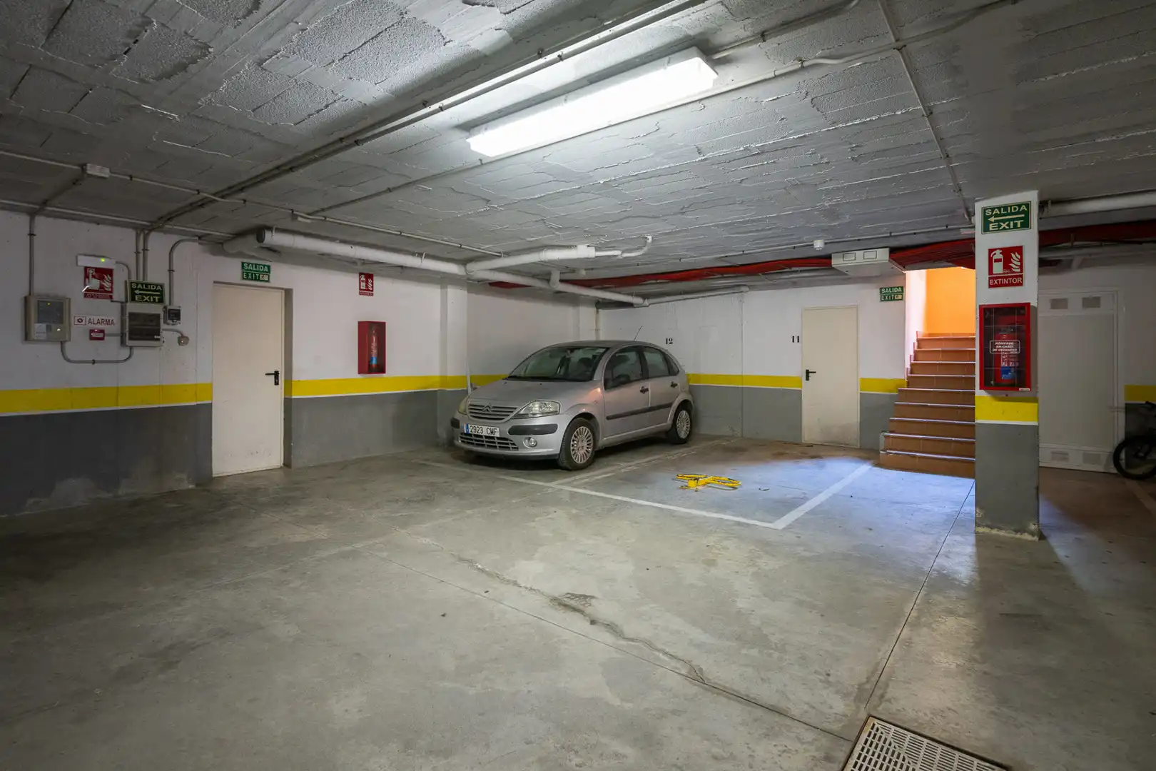 Aparcament de Dúplex en venda en Mijas amb Terrassa, Piscina i Moblat