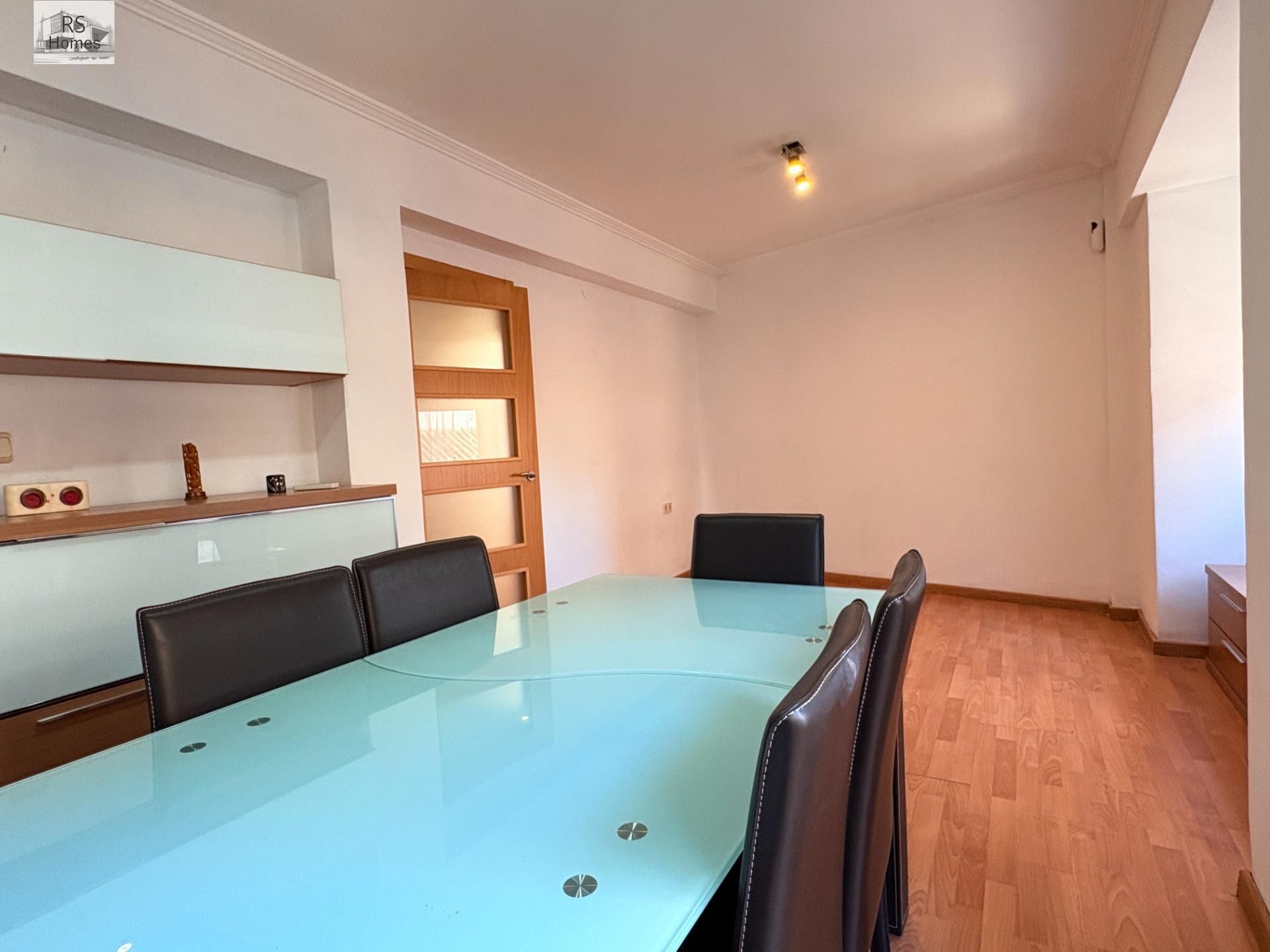 Dining room of Flat for sale in L'Eliana  with Parquet flooring