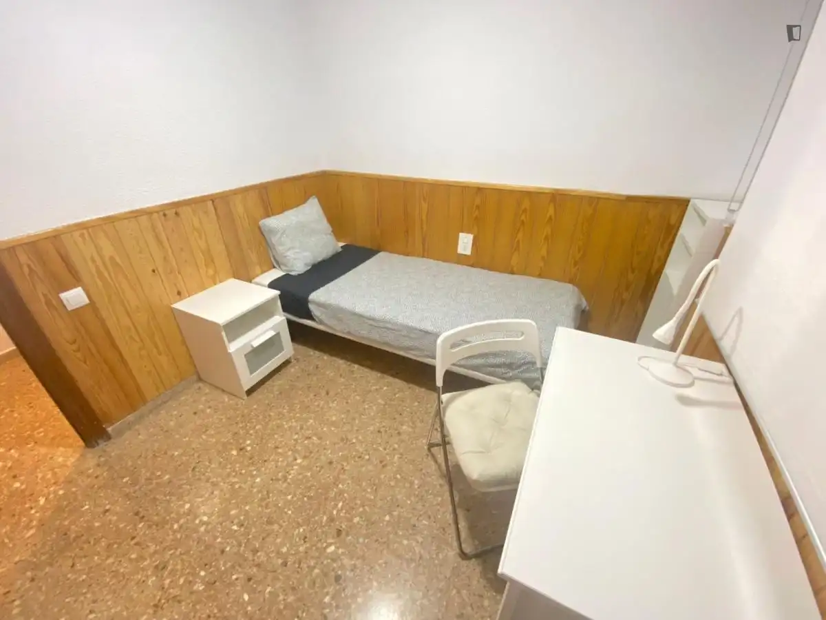 Bedroom of Apartments for rent in Valencia  with Furnished, Oven and Washing machine