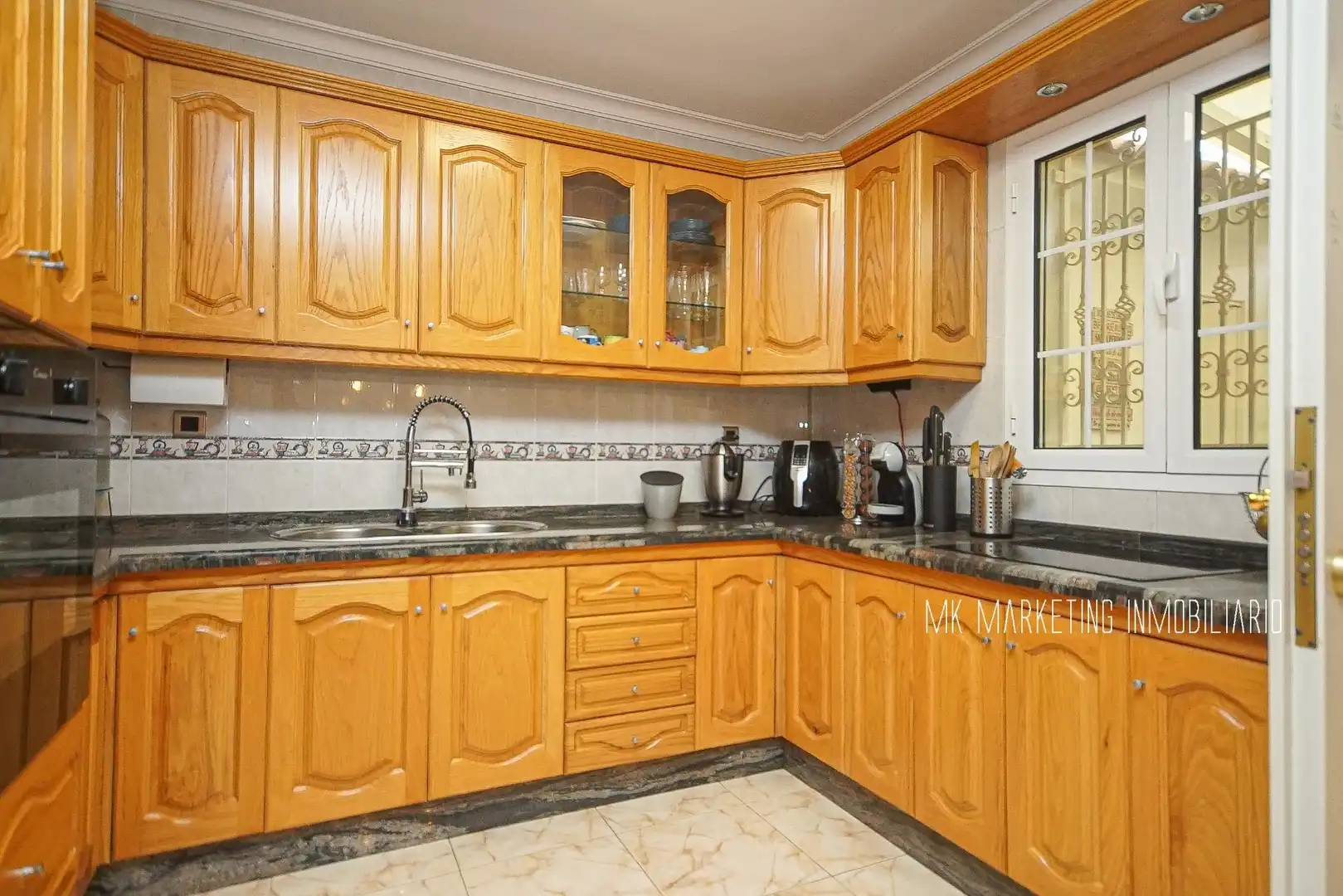 Cocina de Casa adosada en venta en Las Palmas de Gran Canaria con Jardín privado y Terraza