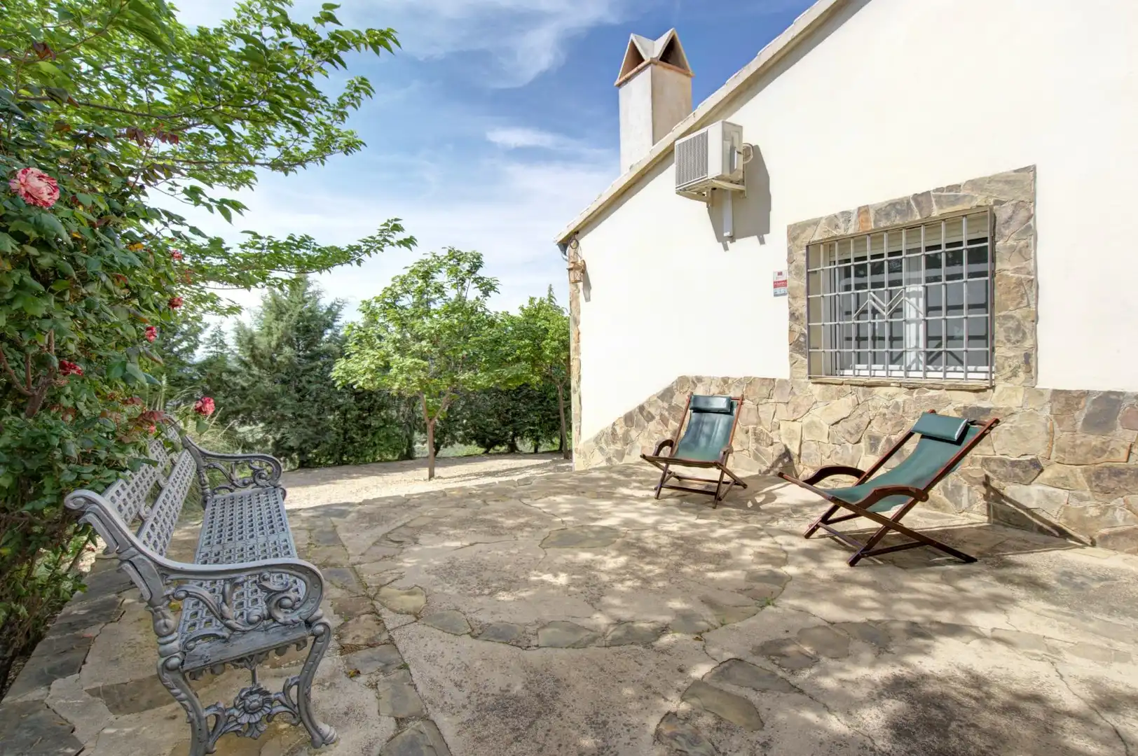 Terrassa de Casa o xalet en venda en Jaén amb Jardí privat, Terrassa i Piscina