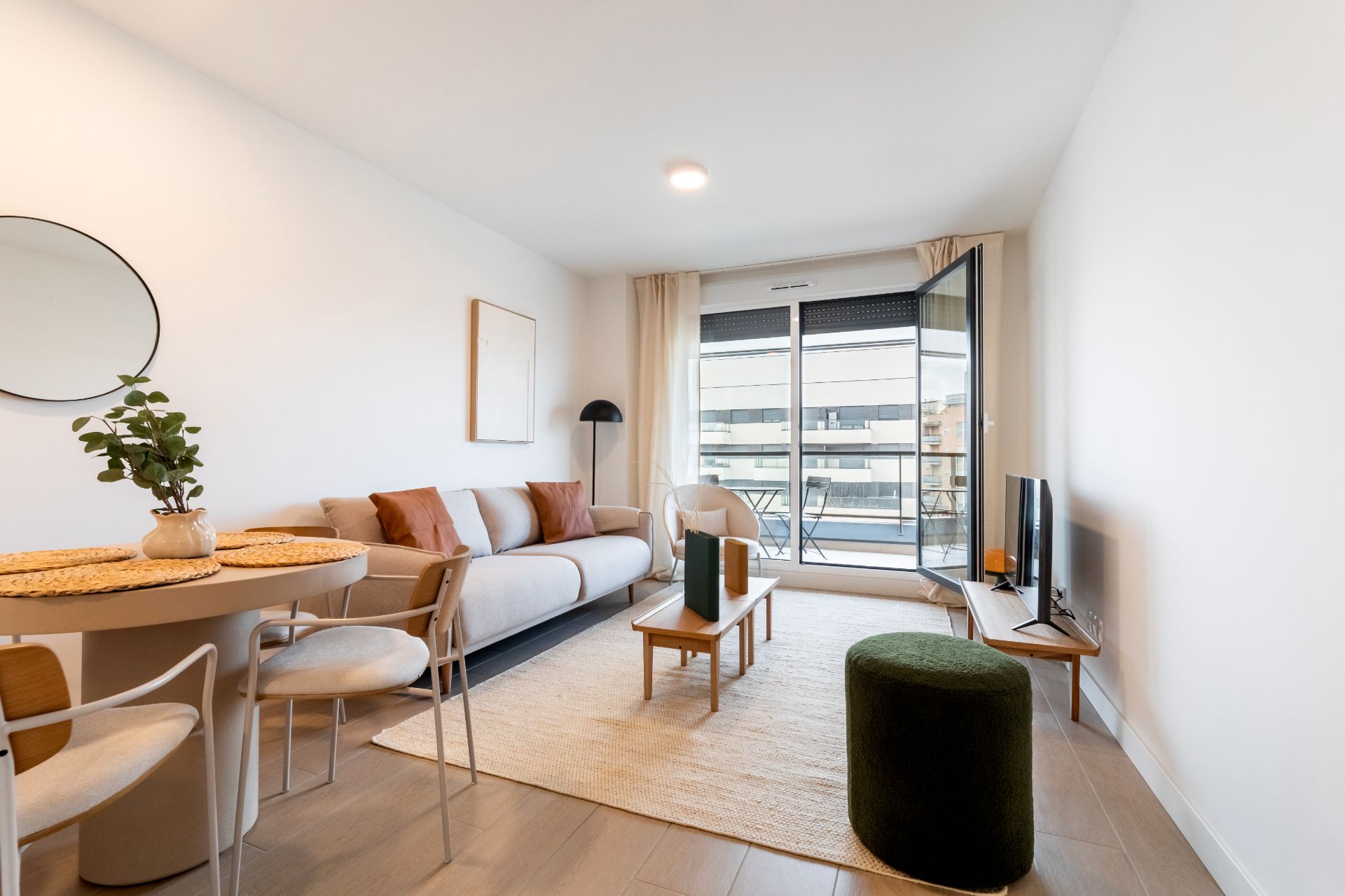 Living room of Flat to rent in Alcalá de Henares  with Air Conditioner, Heating and Terrace