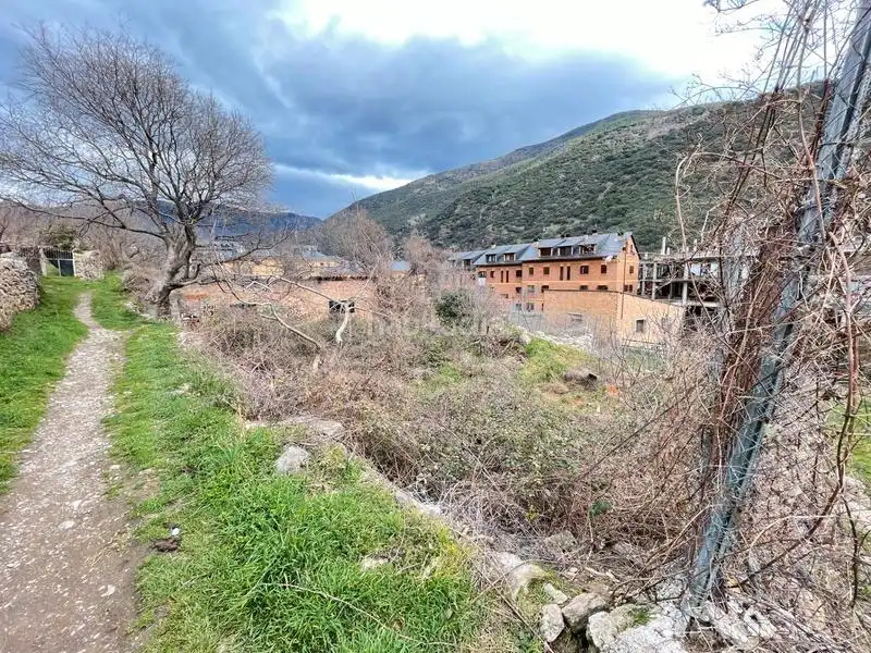 Terreni e lotti in vendita a A HORTS DE LA PIETAT