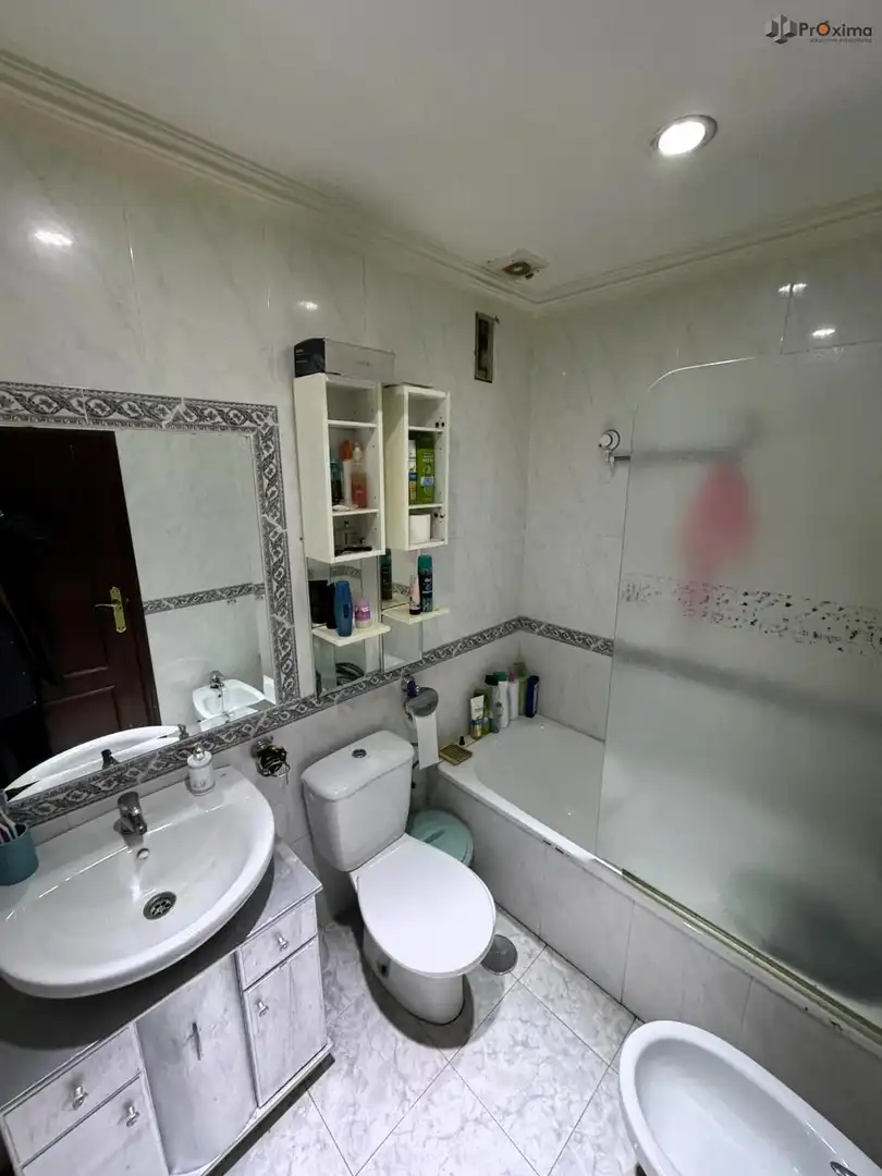 Bathroom of Flat for sale in Écija  with Air Conditioner and Terrace