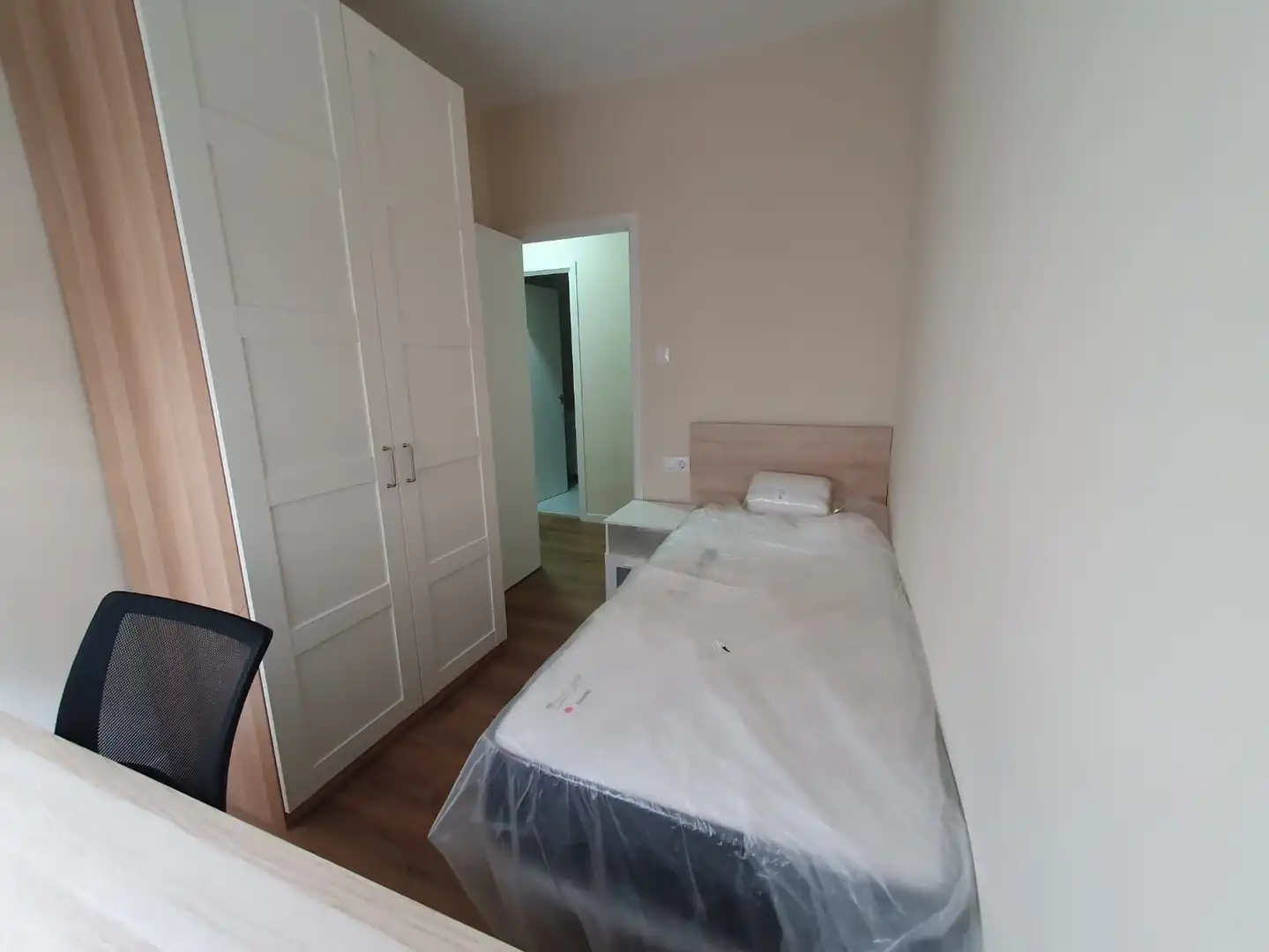 Habitación de Piso de alquiler en Ourense Capital  con Calefacción y Amueblado