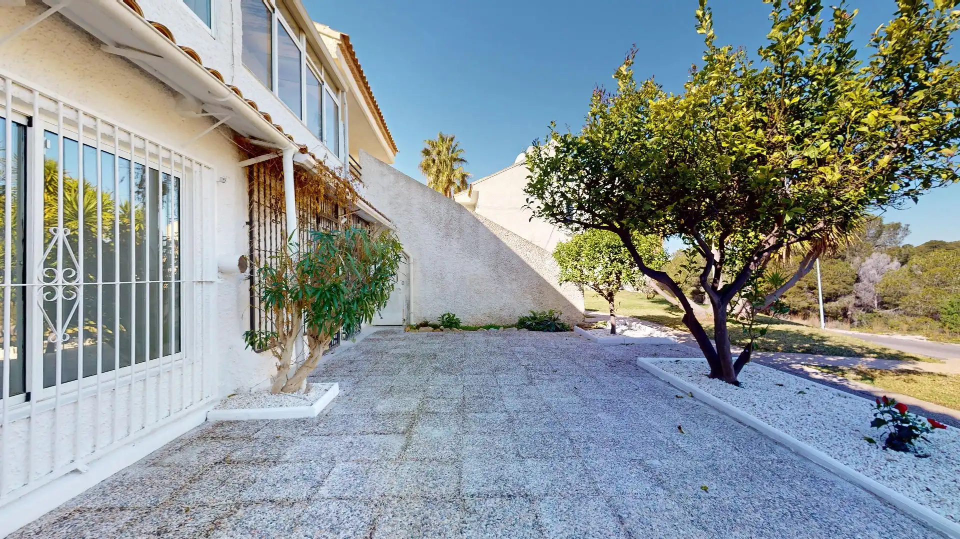 Exterior view of Houses for sale in Orihuela  with Air Conditioner, Private garden and Storage room
