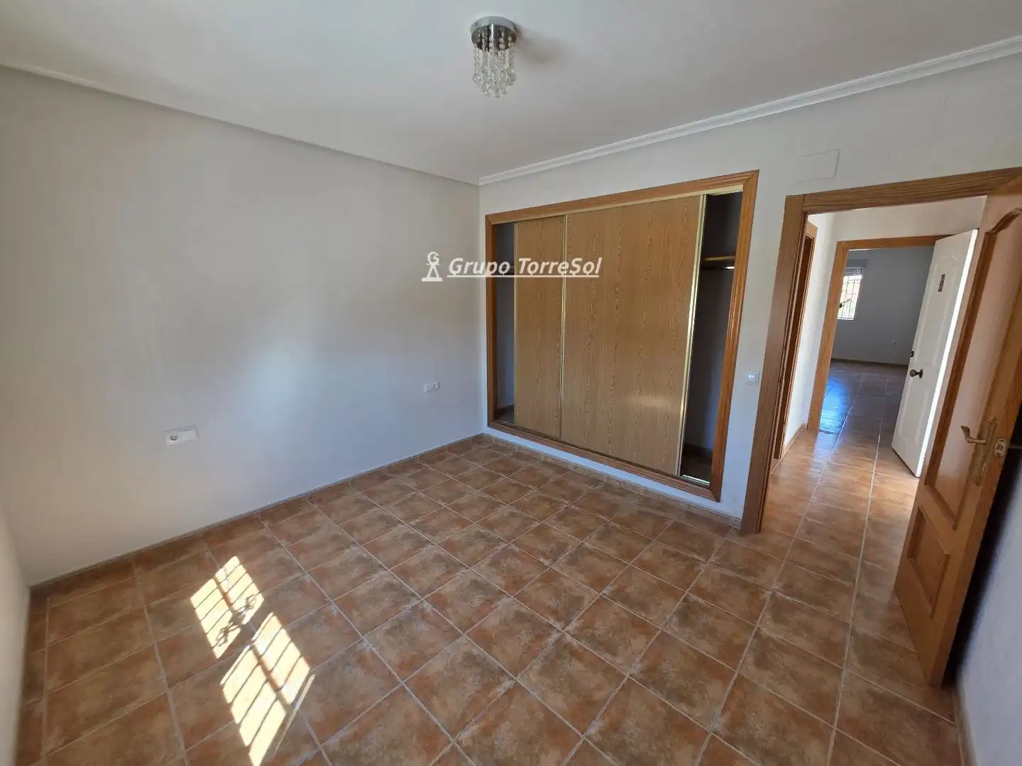Casa o xalet en venda en Catral amb Calefacció, Jardí privat i Terrassa
