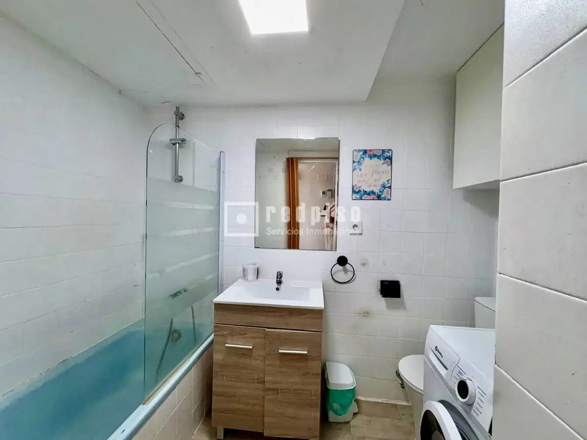 Badezimmer von Wohnung zur Miete in Torremolinos mit Klimaanlage, Terrasse und Möbliert