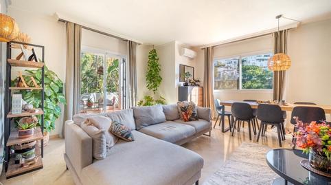 Foto 3 de Dúplex en venda a Avenida Tomás Pascual, 22, La Quinta, Málaga