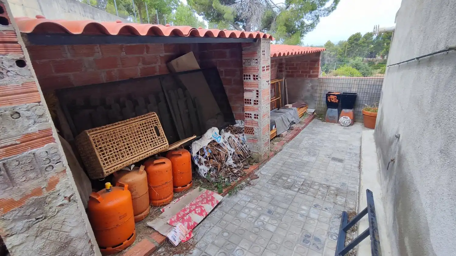 Casa adosada en venta en Rubí con Trastero