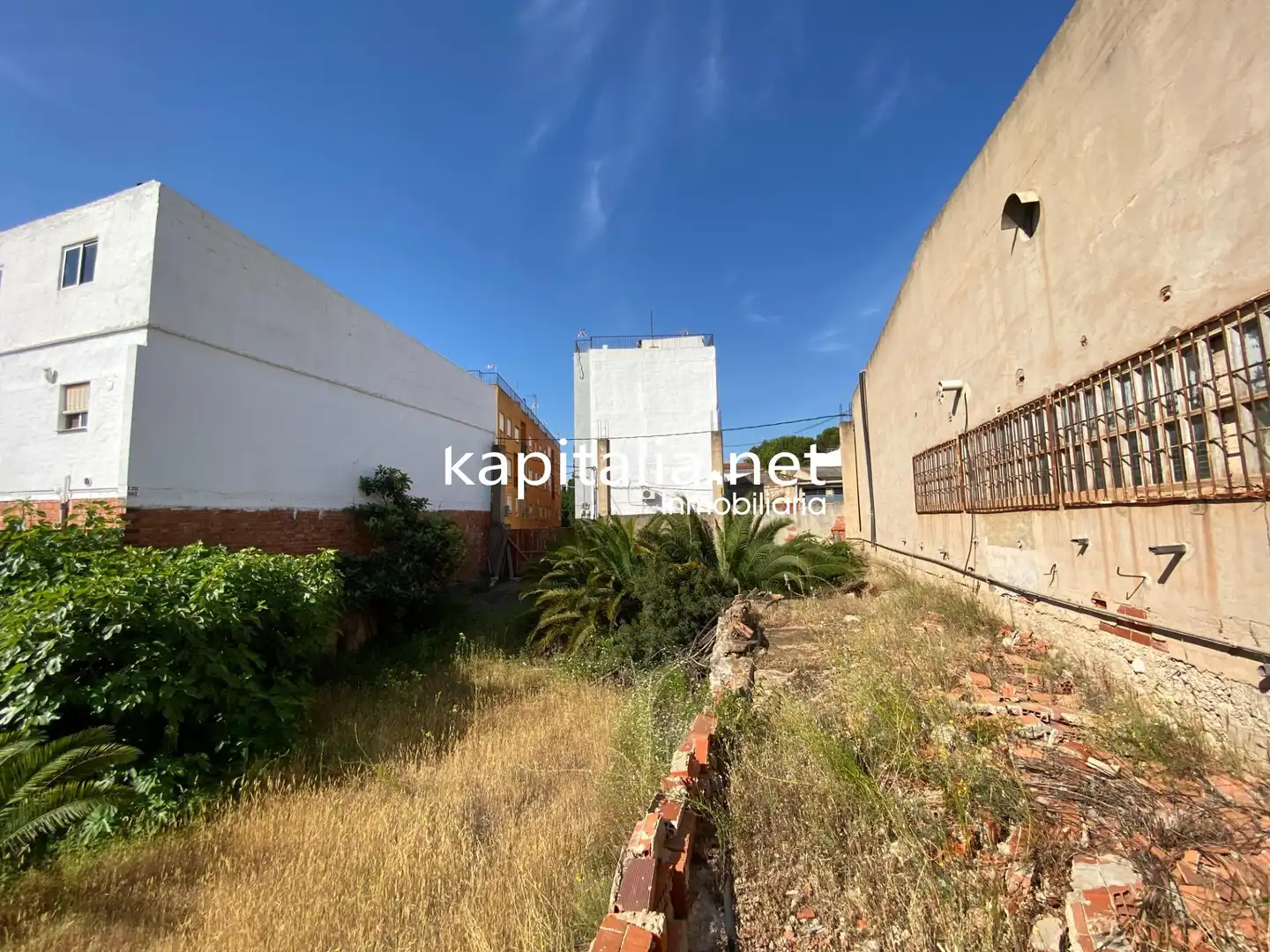 Terreny residencial en venda a L'Alcúdia de Crespins