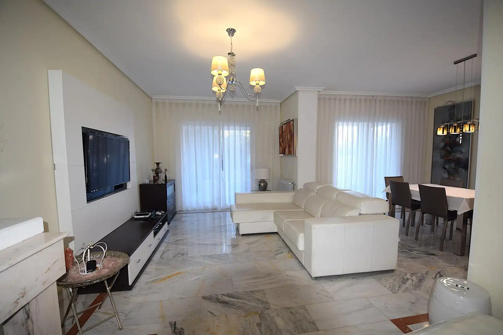 Semi-detached house with pool for sale in Calle de los Eucaliptos, imagen 8