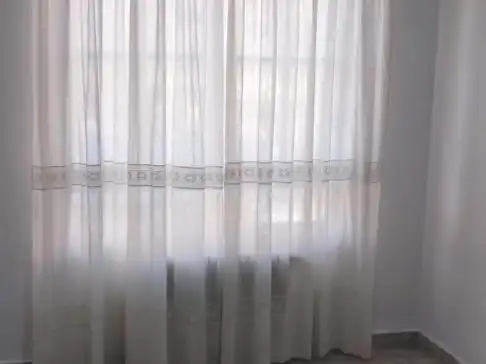 Dormitori de Pis de lloguer en Puertollano amb Calefacció, Terrassa i Moblat