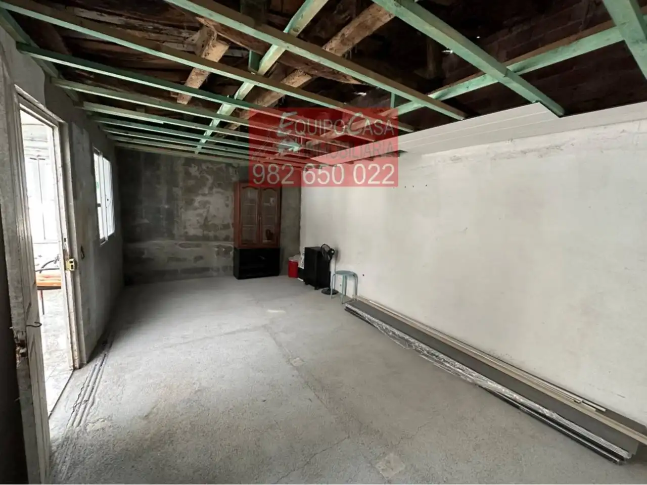 Casa adosada en venta en Lugo con Calefacción, Terraza y Amueblado