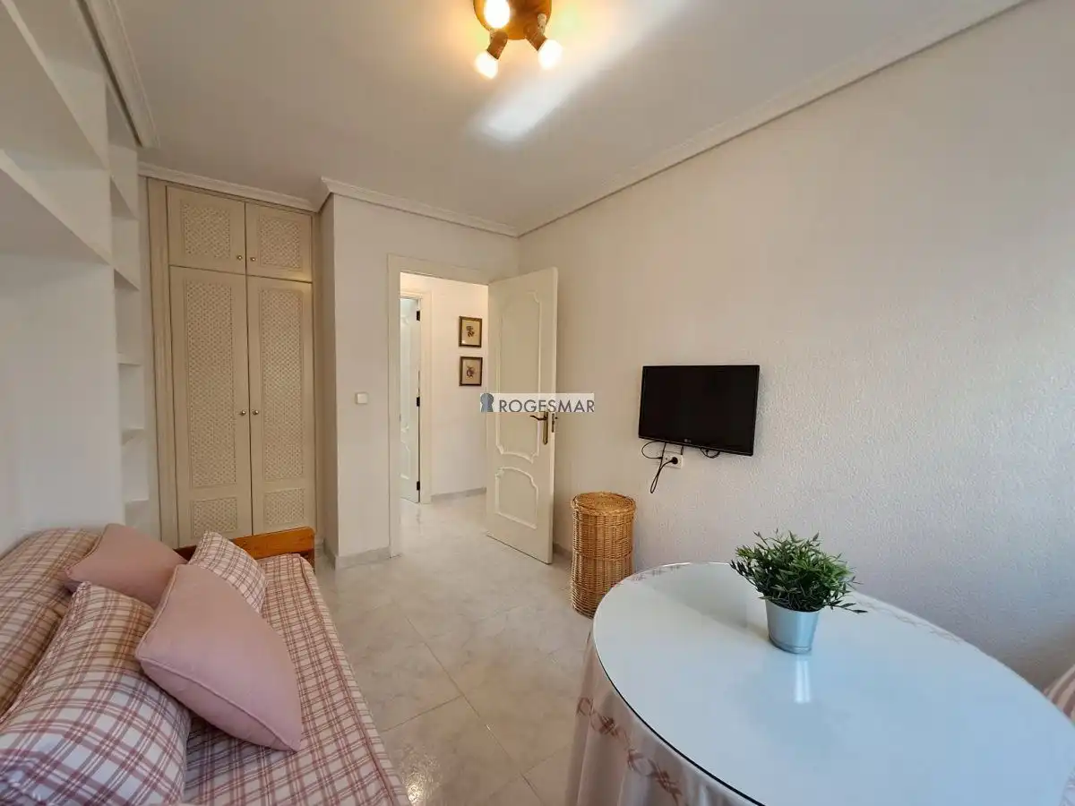 Schlafzimmer von Wohnungen zum Verkauf in Benicasim / Benicàssim mit Terrasse, Abstellraum und Gemeinschaftspool