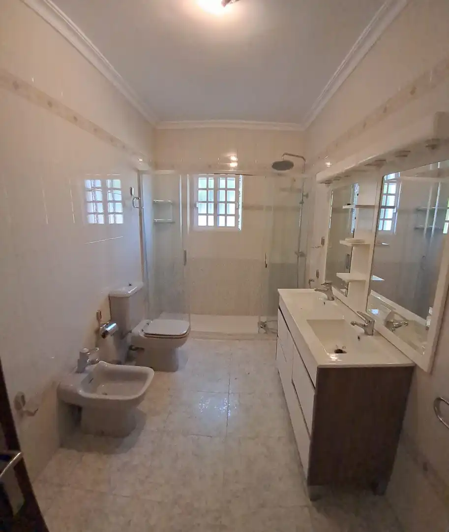 Baño de Casa o chalet en venta en Palomares del Río con Aire acondicionado, Jardín privado y Terraza