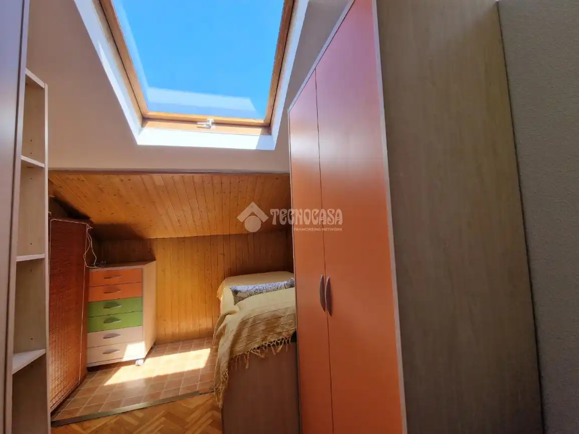 Dormitori de Pis de lloguer en Alcorcón amb Aire condicionat, Calefacció i Parquet