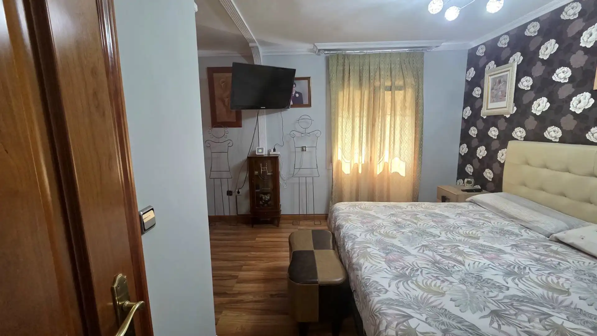 Dormitori de Casa o xalet en venda en Parla amb Aire condicionat, Calefacció i Jardí privat