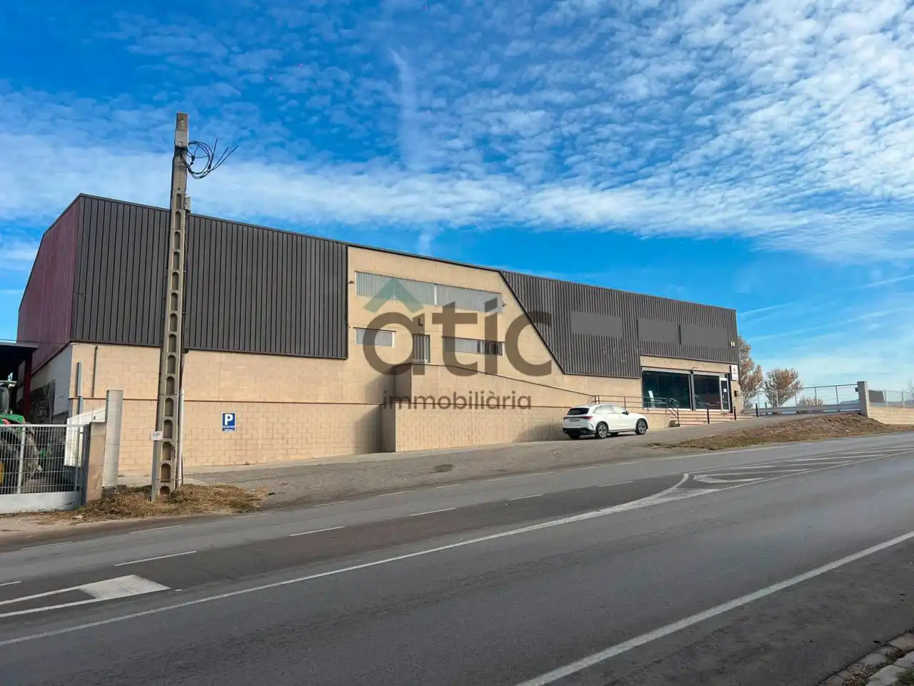 Industrial building for sale in Calle Narcís Monturiol, imagen 2