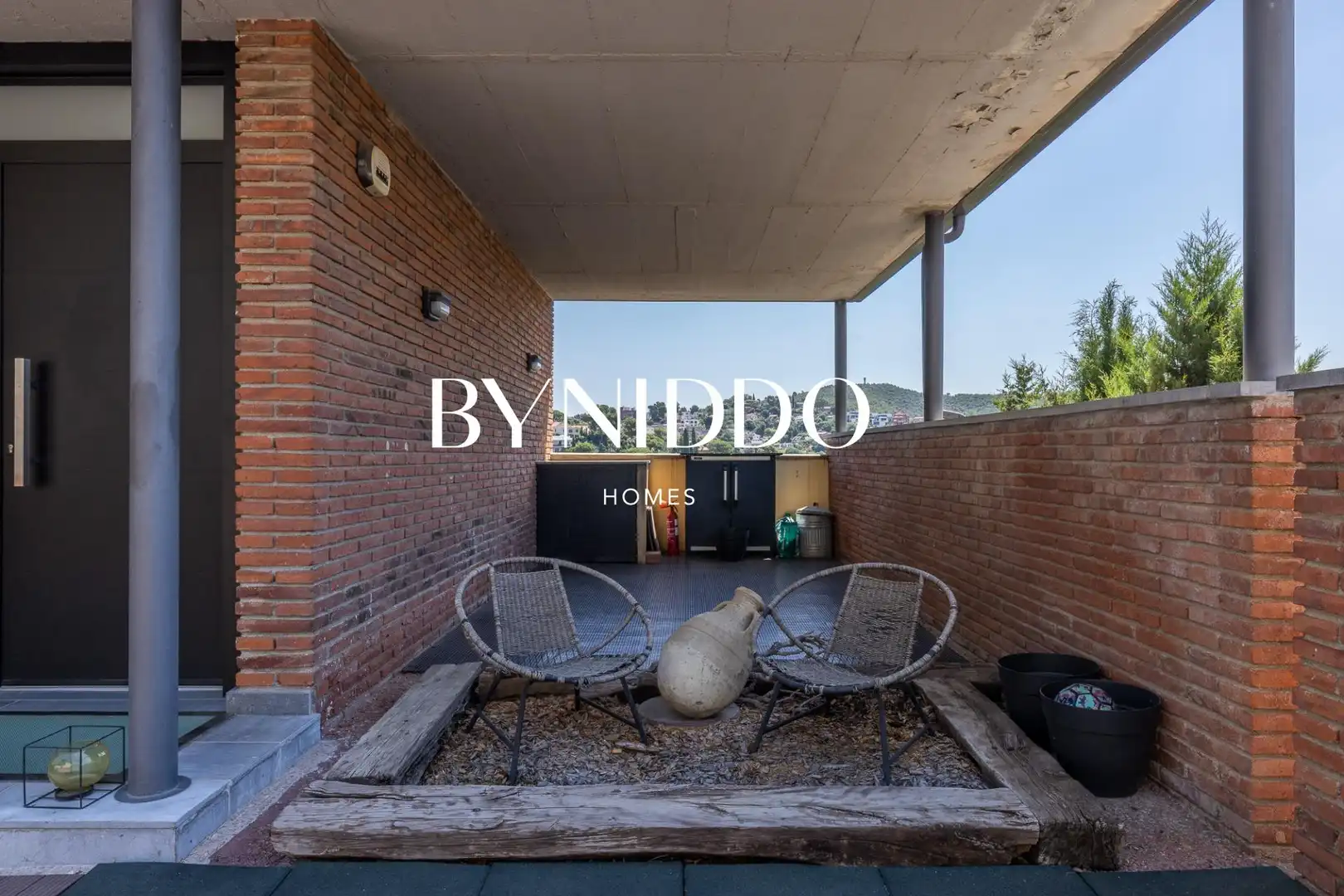 Terrassa de Casa o xalet en venda en Sant Cugat del Vallès amb Calefacció, Jardí privat i Parquet