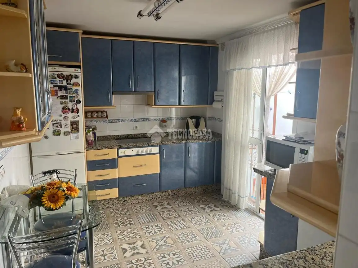 Casa adosada en venta en Centro - Doña Mercedes
