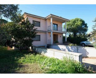 Vista exterior de Casa o xalet en venda en Mollet de Peralada amb Terrassa i Piscina