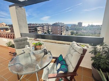 Ático con ascensor en venta en San Luis de Sabinillas