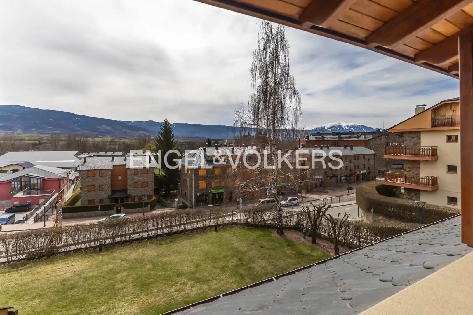 Terrace of Detached homes for sale in Llívia  with Heating, Parquet flooring and Terrace