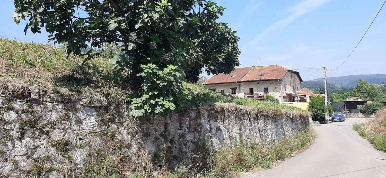 Residential zum Verkauf in Bárcena de Cicero