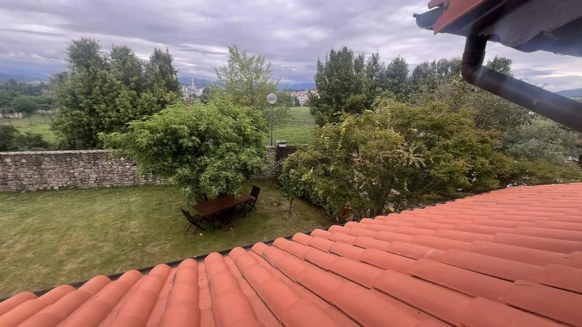 Garten von Haus oder Chalet zum Verkauf in Suances mit Heizung, Privatgarten und Parkett