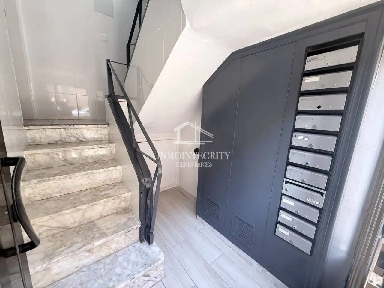Piso en venta en Castellón de la Plana / Castelló de la Plana con Aire acondicionado, Calefacción y Amueblado
