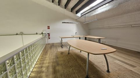 Foto 4 von Fabrikhallen zur Miete in Montserrat - Vilardell, Terrassa