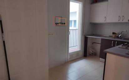 Kitchen of Flat for sale in Valdepeñas  with Heating, Parquet flooring and Storage room