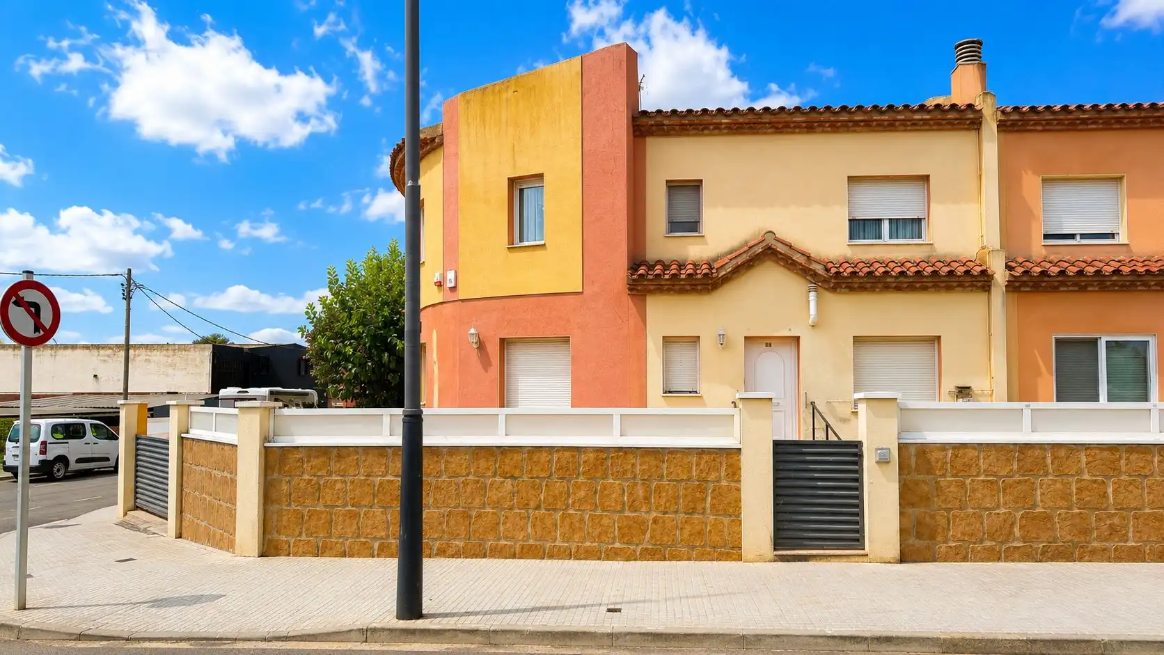 House for sale in Miami Platja, imagen 3