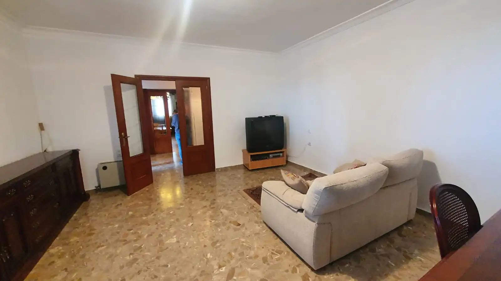 Sala de estar de Casa o chalet en venta en L'Alcúdia de Crespins con Piscina