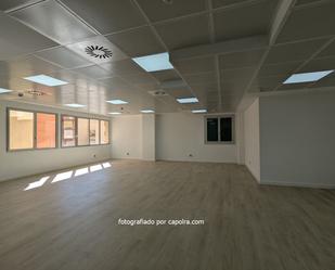 Office to rent in  Barcelona Capital  with Air Conditioner and Heating