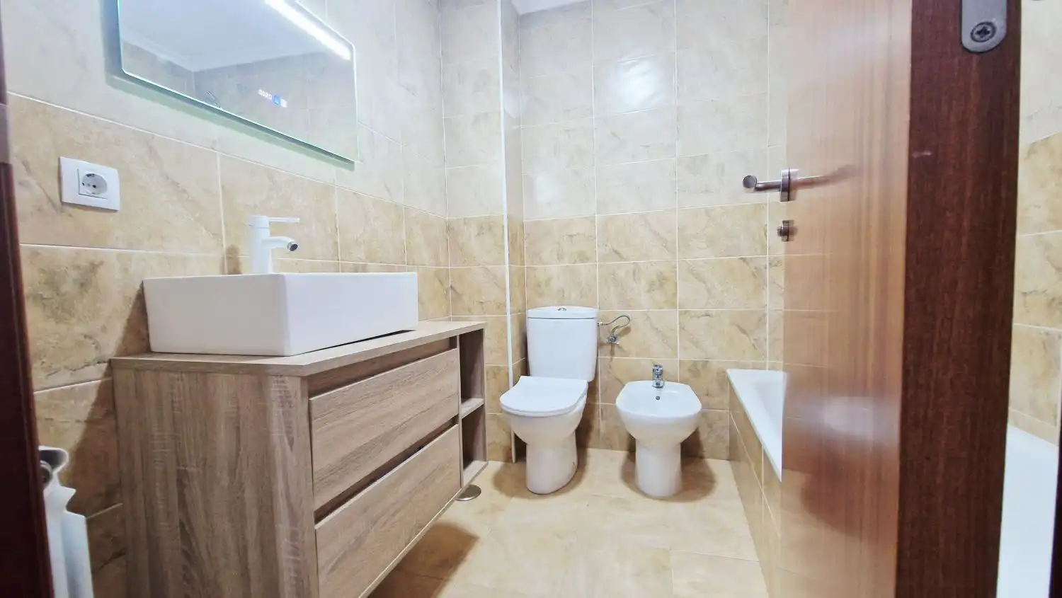 Bathroom of Duplexes for sale in Torrelavega   with Heating and Balcony