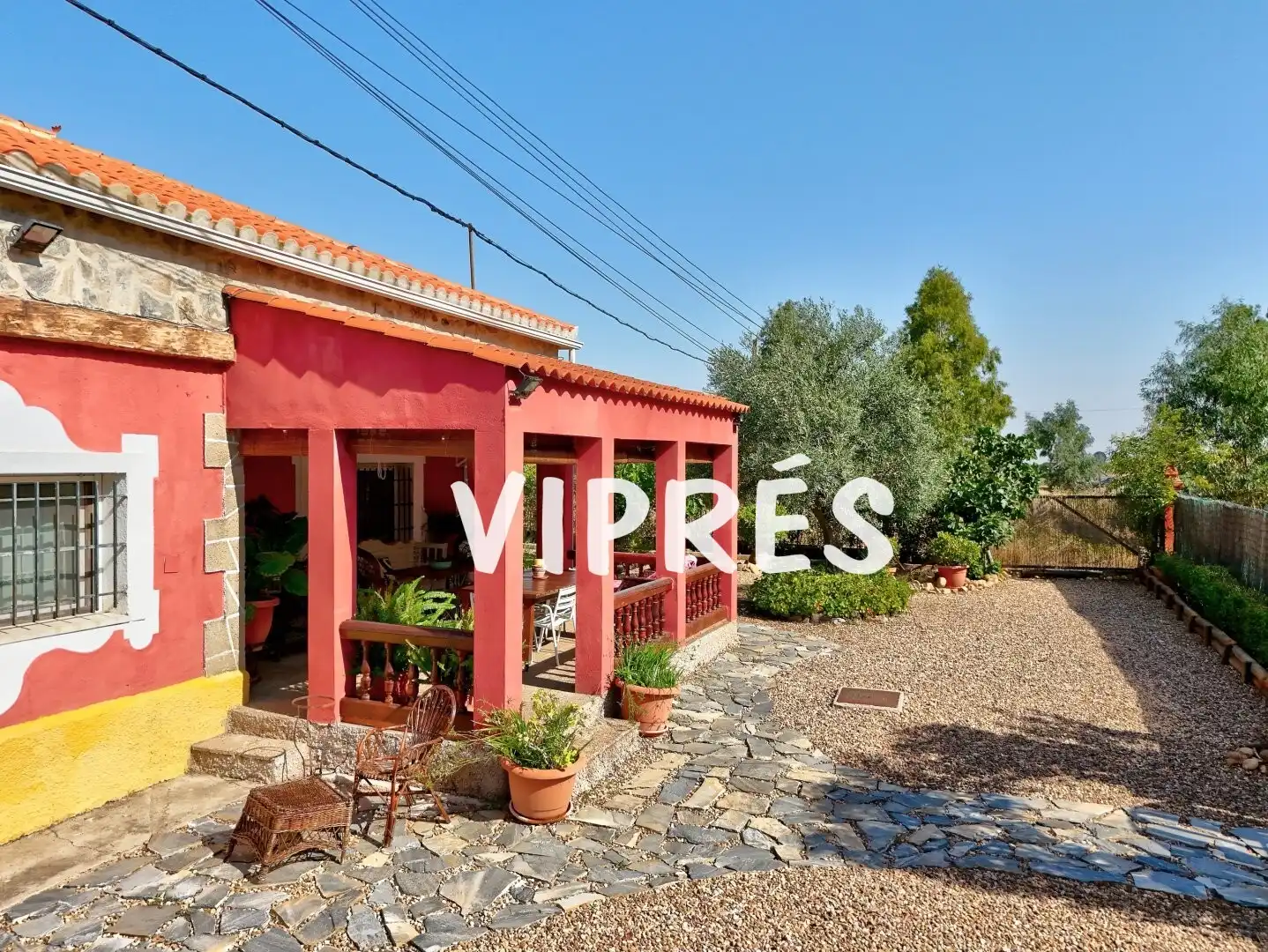 Houses for sale in Alcuéscar